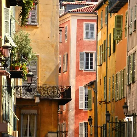 Nestor&jeeves - Provencal Duplex - Central - Close Sea - Top Floor Apartment *