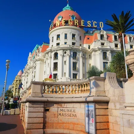 Nestor&jeeves - Provencal Duplex - Central - Close Sea - Top Floor *